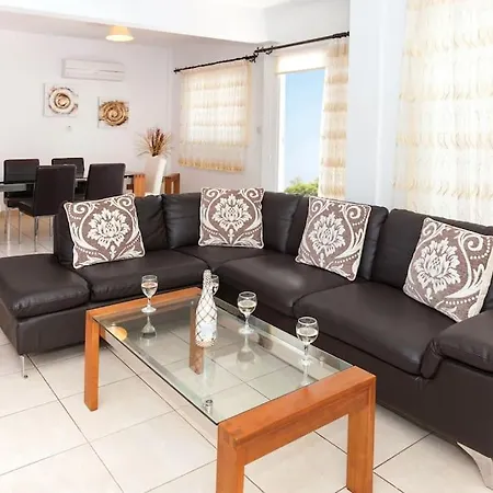 Cypriana * بروتاراس