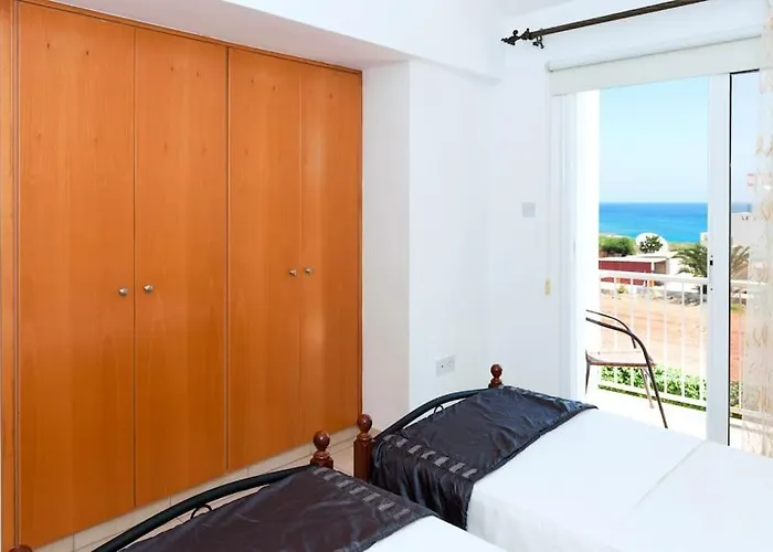 Villa Cypriana Protaras