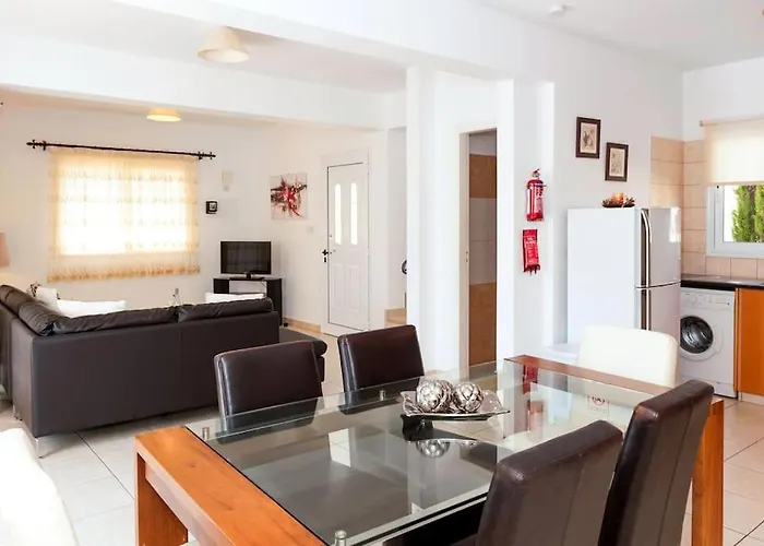 Villa Cypriana Protaras